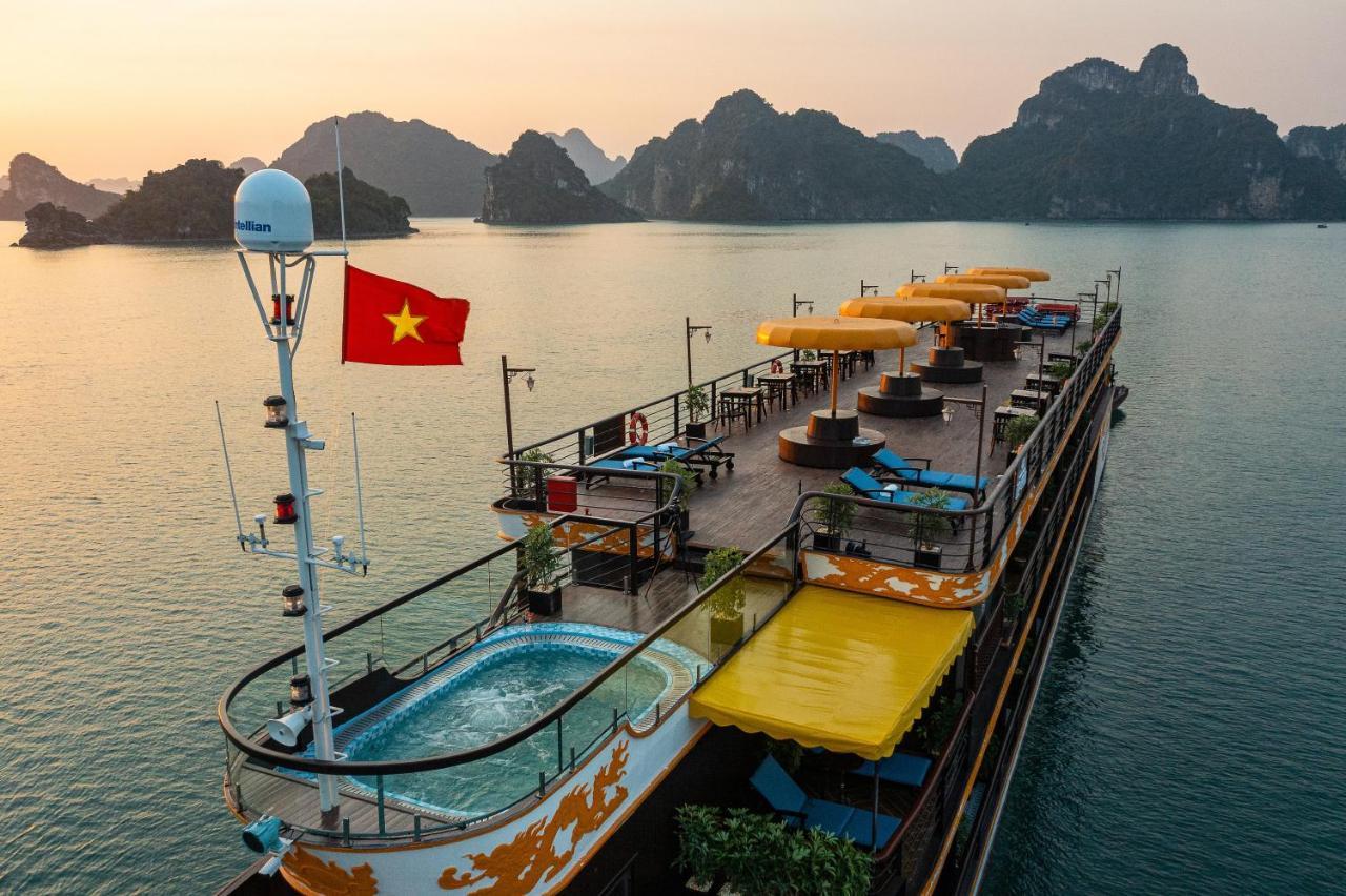 Nostalgia Halong Cruise Hotel Ha Long Exterior photo